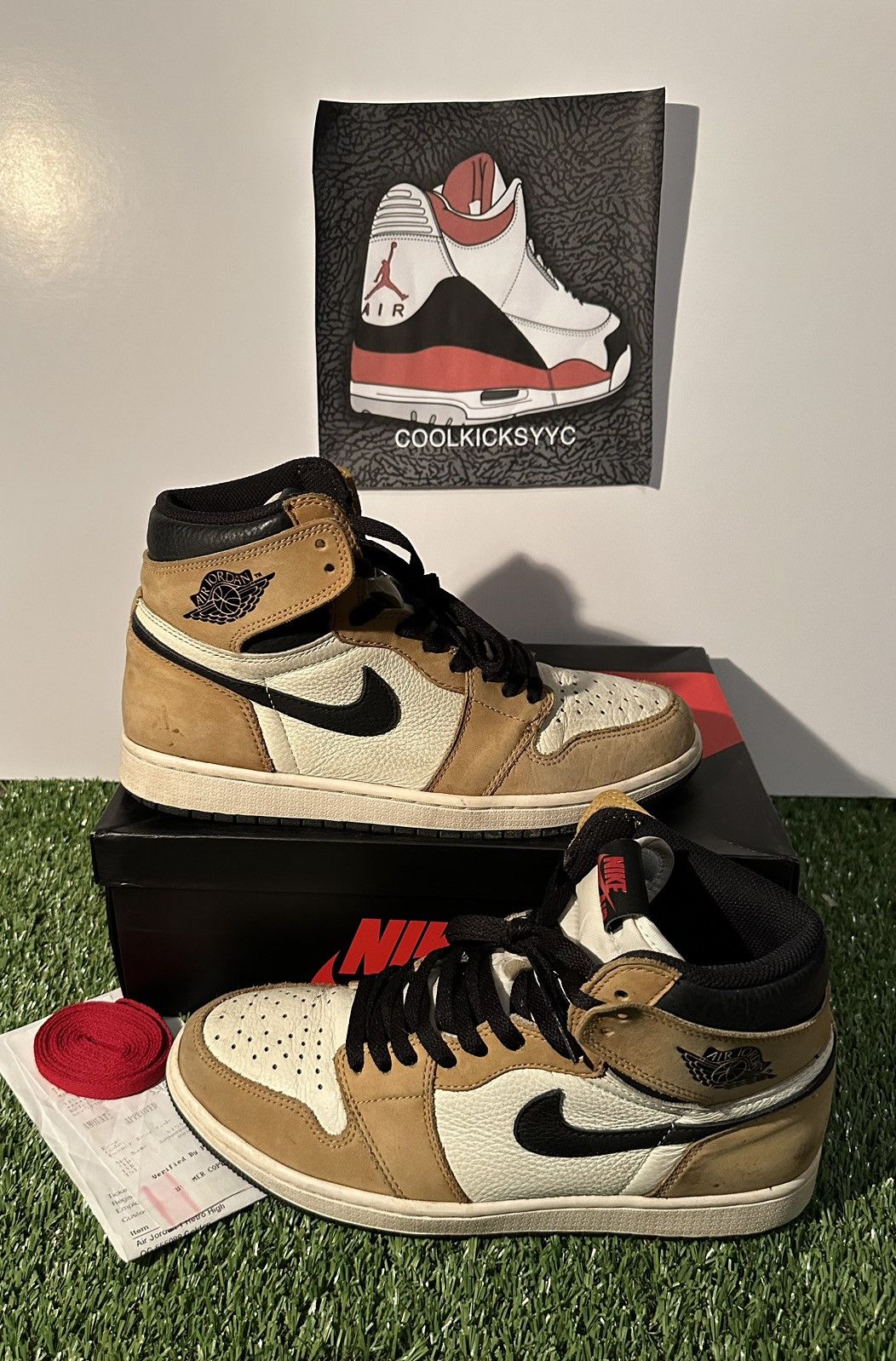 Jordan Brand Jordan 1 Retro High Rookie Of The Year Size US 9.5 / EU 42-43 - 1 Thumbnail