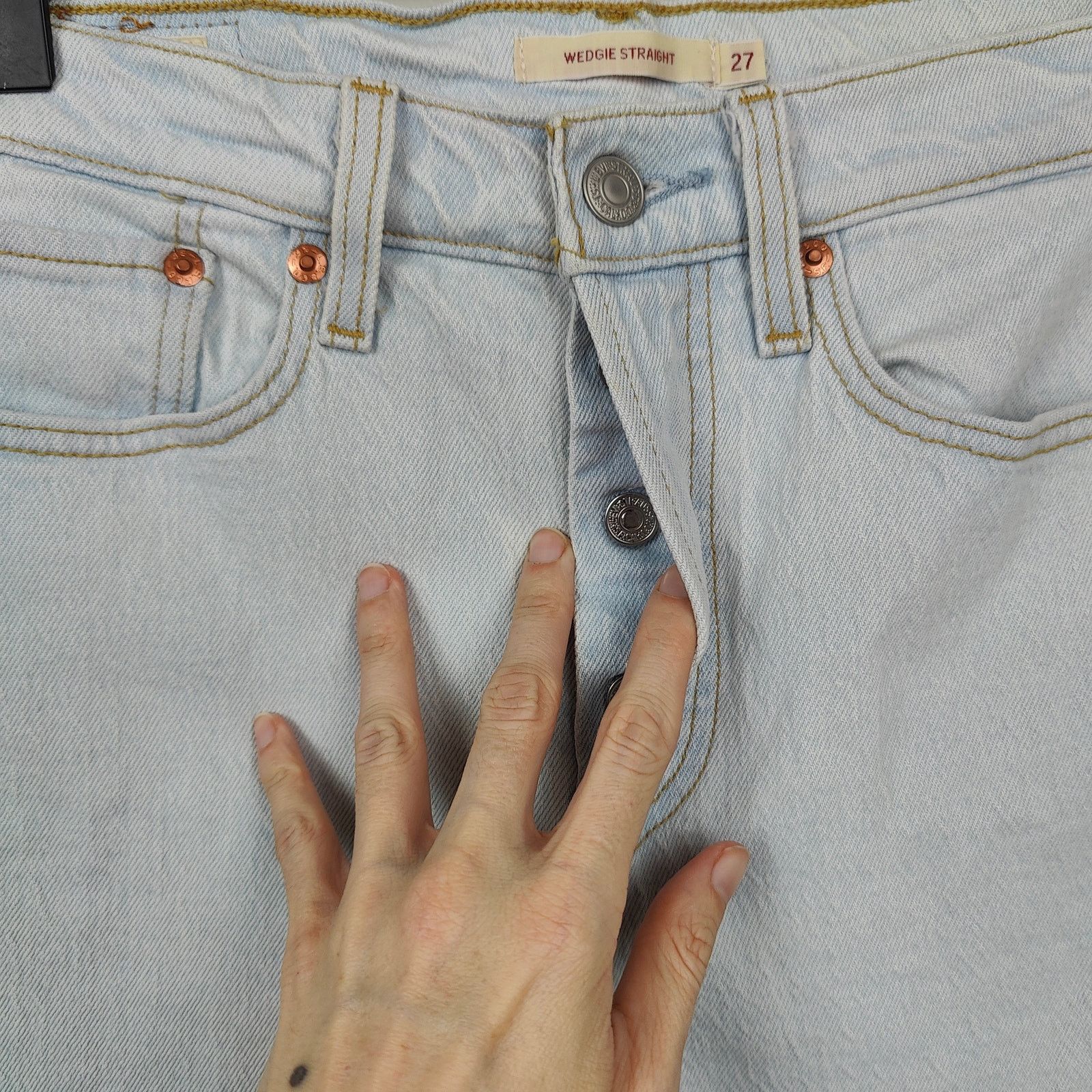 Levi's Levis Wedgie Straight Fit Jeans Womens 27 Light Wash Size 27" / US 4 / IT 40 - 3 Thumbnail