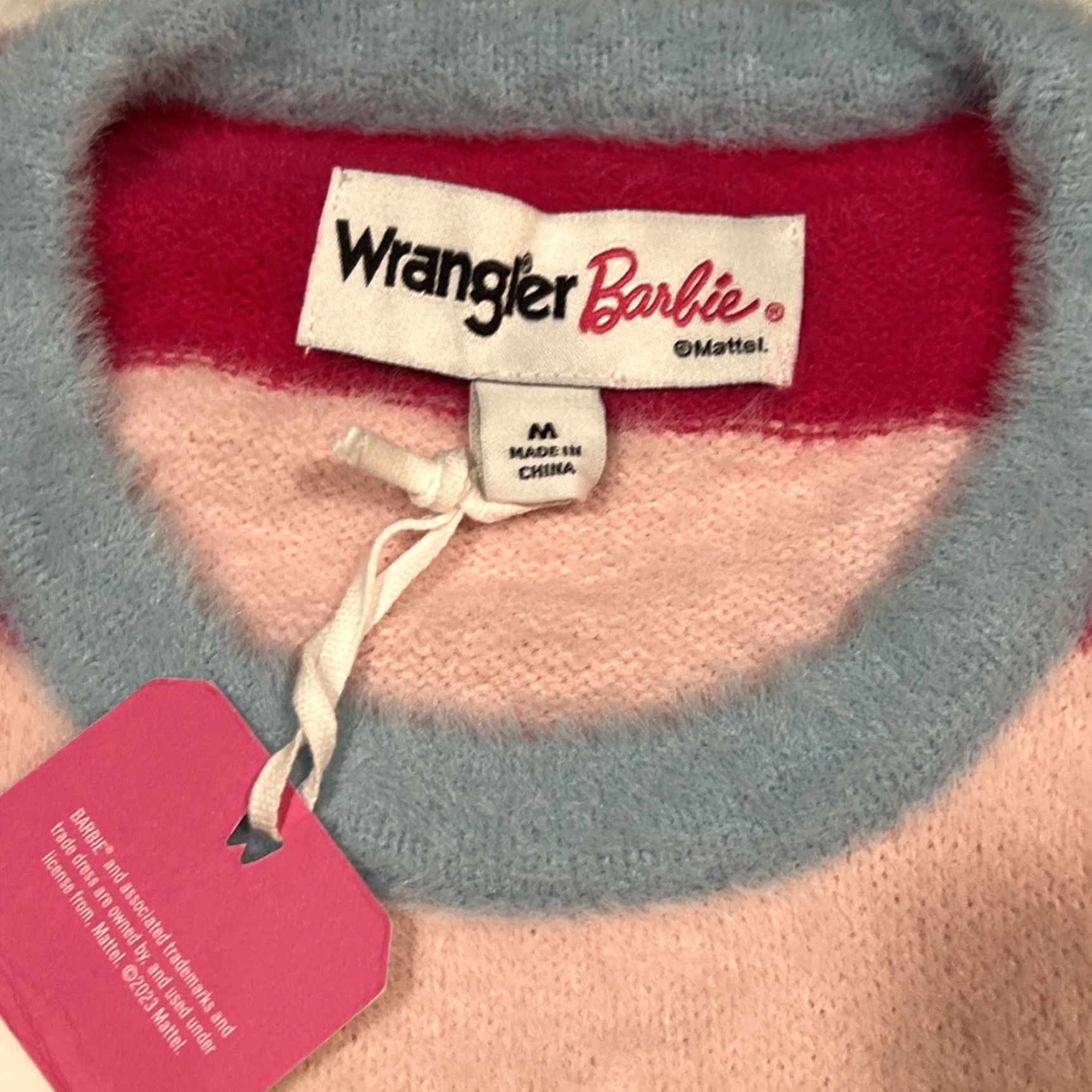 Wrangler WRANGLER BARBIE CROPPED FUZZY RAINBOW SWEATER Women Medium Stripe NWT Size M / US 6-8 / IT 42-44 - 5 Thumbnail
