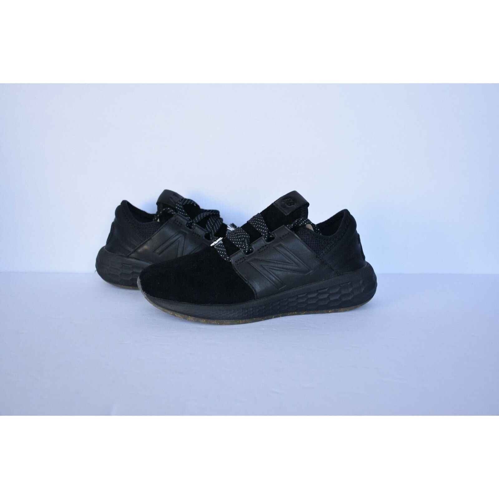 New Balance New Balance Cruz v2 Disney Mickey Mouse Shoes Black Size 5.5 Size US 5.5 / IT 35.5 - 2 Thumbnail