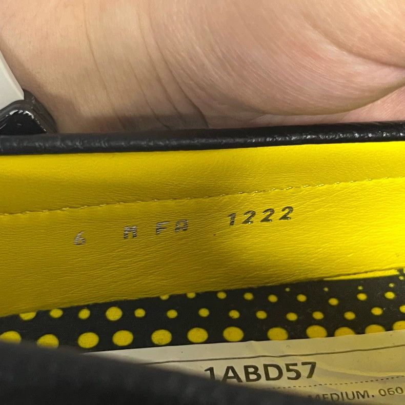 Louis Vuitton Louis Vuitton Black and yellow leather lace-up fashion moc Size US 6 / EU 39 - 5 Thumbnail