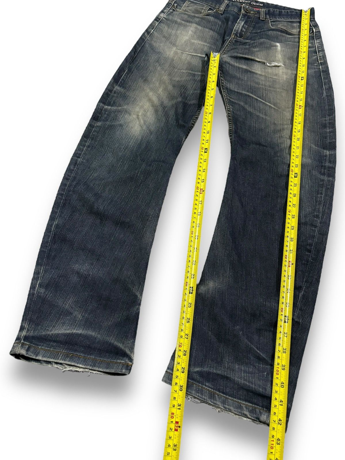 Element Vintage Element Faded Slim Straight Curved Distressed Jeans Size US 31 - 17 Thumbnail