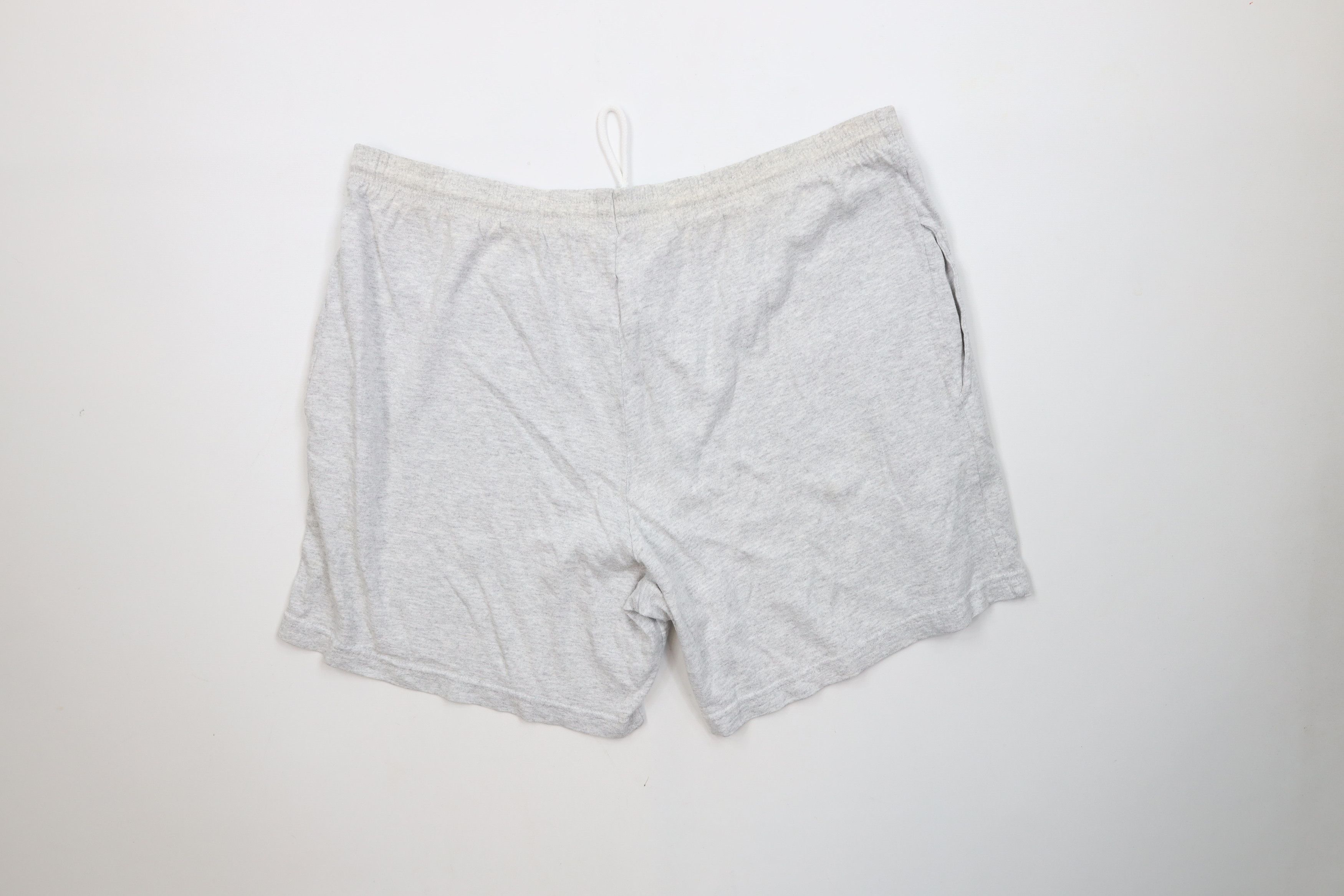 Nike Vintage 90s Nike Mini Swoosh Above Knee Shorts Gray USA Size US 34 / EU 50 - 11 Thumbnail