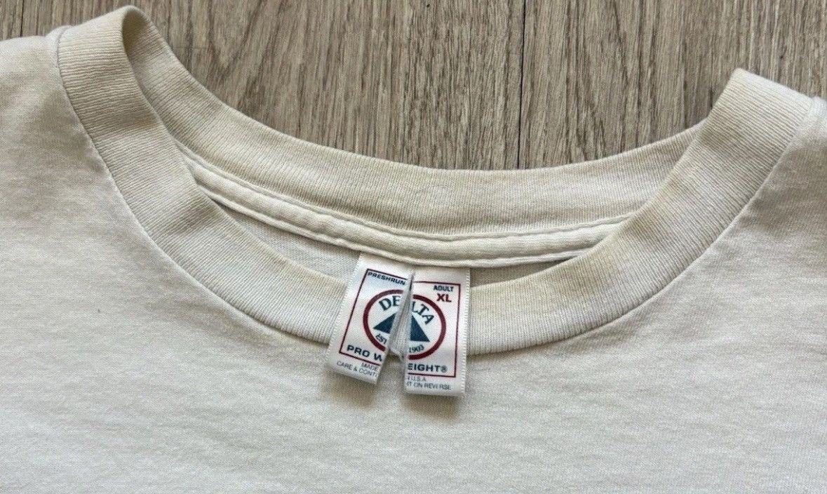 Band Tees × Vintage Vintage Q101’s Jamboree Band Tee Size XL Size US XL / EU 56 / 4 - 8 Thumbnail