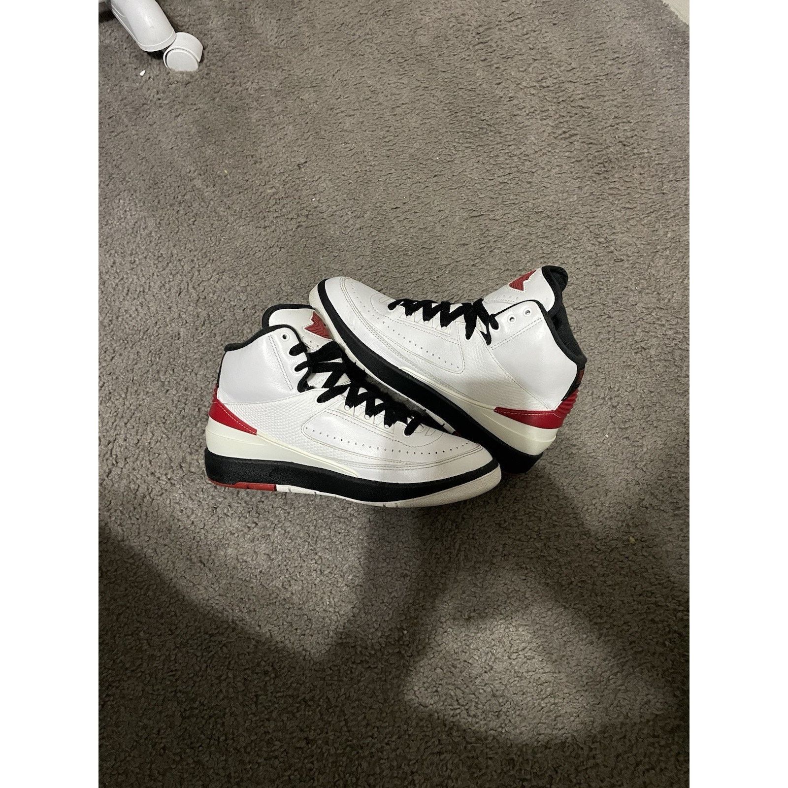 Jordan Brand Size 6y- Air Jordan 2 Retro Chicago White/black/Red Size US 6 / EU 39 - 3 Thumbnail