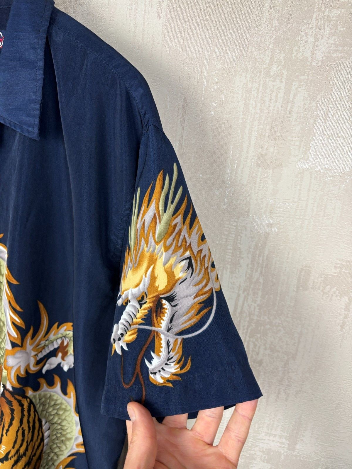 Vintage Vintage Dnon Jeans Dragon And Tiger Aloha Hawaiian Shirt Size US XL / EU 56 / 4 - 6 Thumbnail