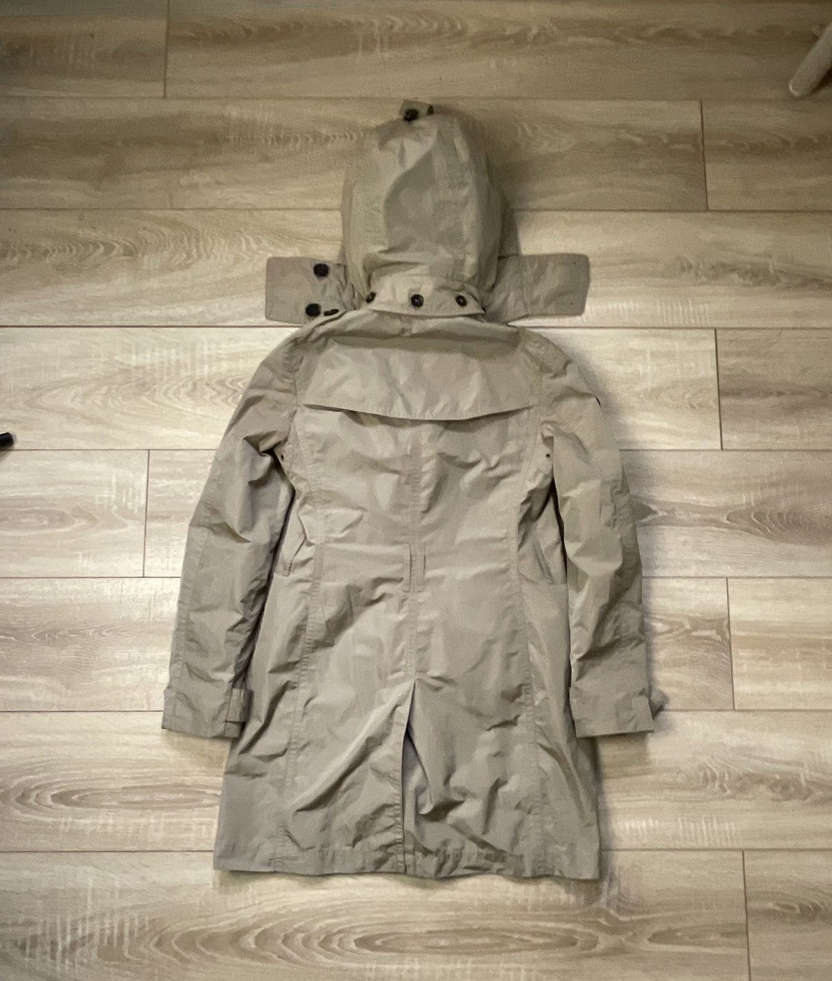 Burberry Burberry London Trench Coat Hooded Beige Woman's UK6 US 4 Size S / US 4 / IT 40 - 9 Thumbnail
