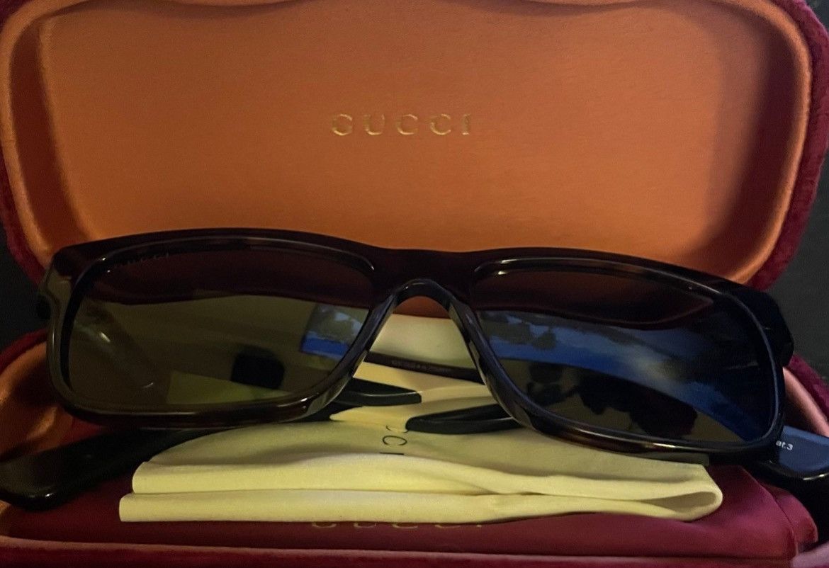 Gucci Gucci sun glasses Size 30 - 6 Thumbnail