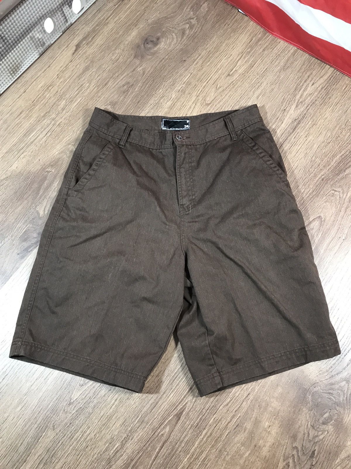 Oakley × Vintage Vintage Oakley Cotton Shorts Size 34 Size US 34 / EU 50 - 1 Thumbnail