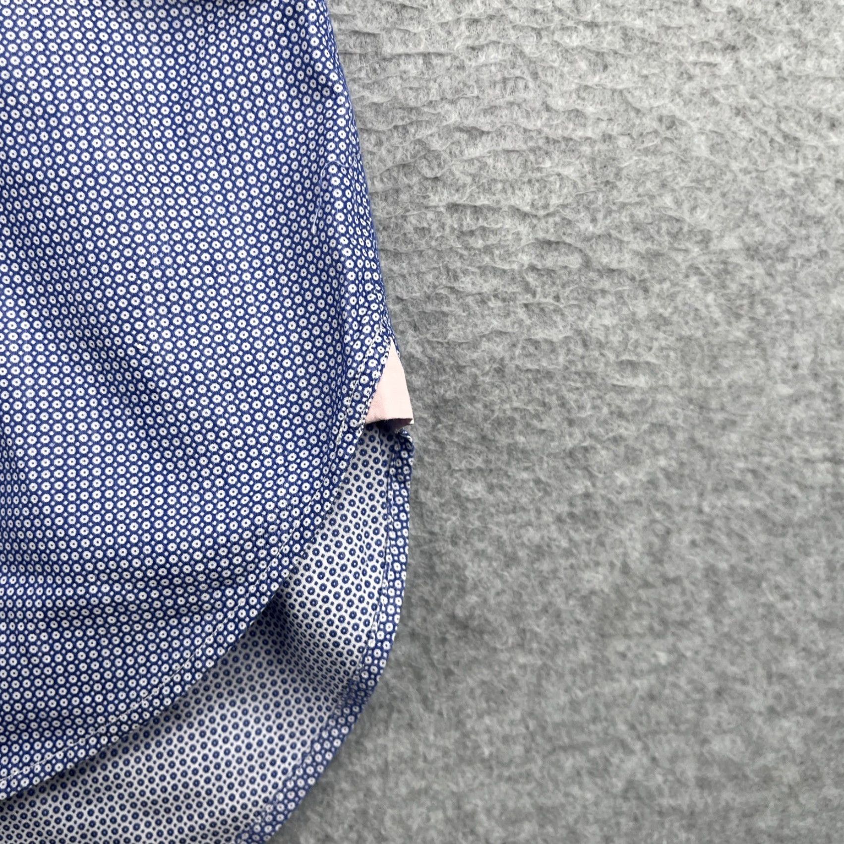 Vintage Thomas Pink About Town Button Up Long Sleeve Shirt Mens 16 Blue Geometric Casual Size US L / EU 52-54 / 3 - 3 Thumbnail