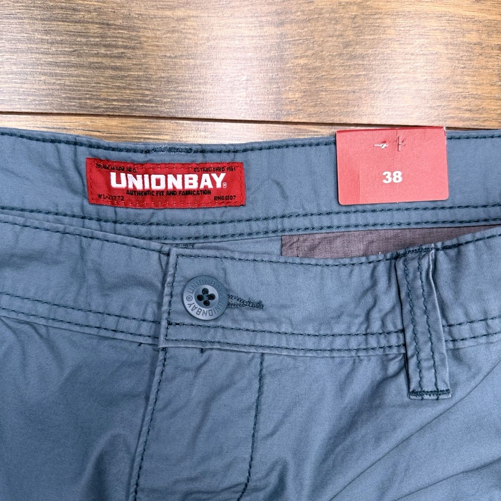 Vintage Union Bay Vintage Cargo Shorts Mens 38 Tidal Wave Blue Mason New Size US 38 / EU 54 - 5 Thumbnail