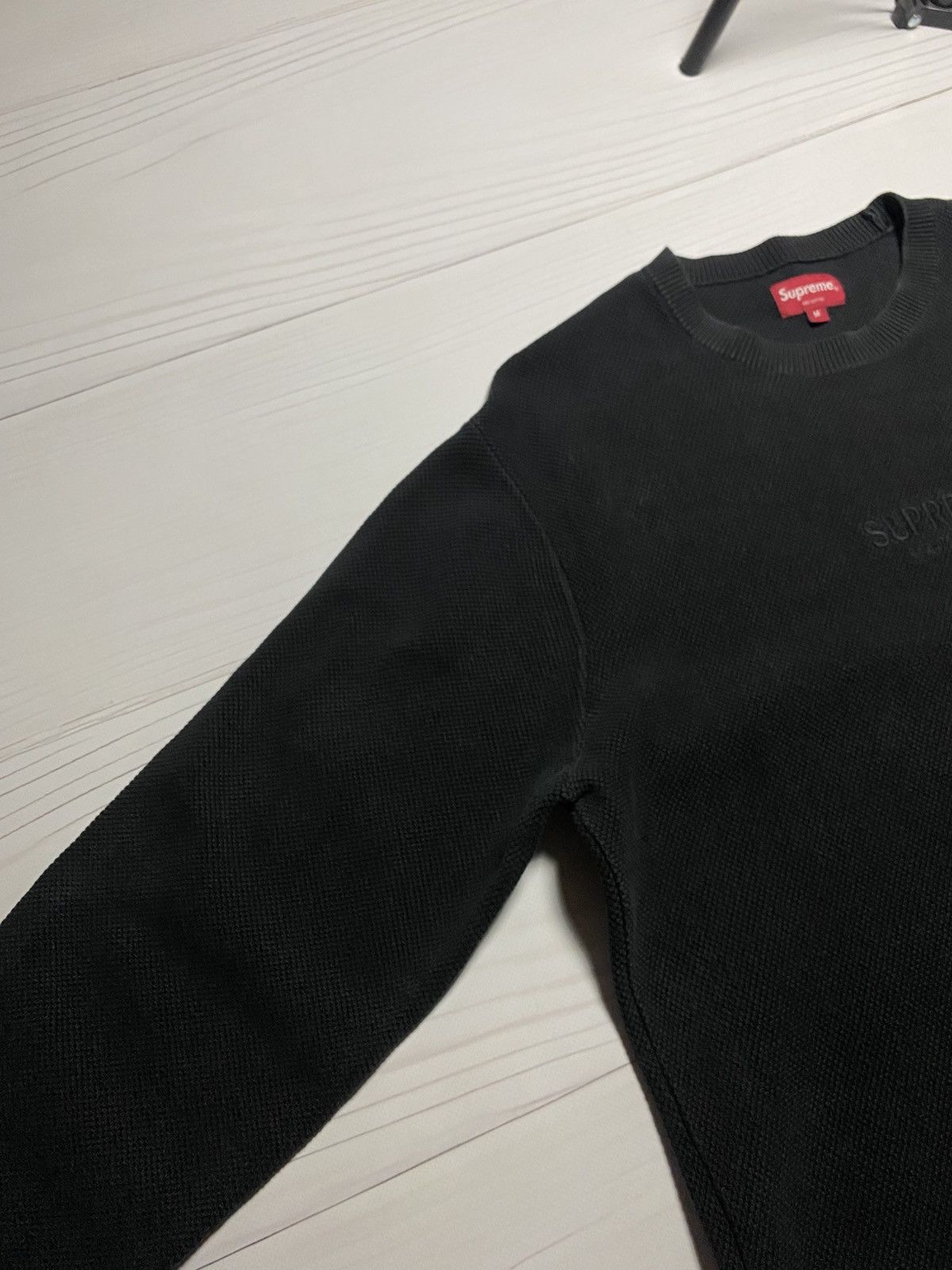 Supreme Supreme Raised Logo Crewneck Faded Sweater Size US M / EU 48-50 / 2 - 11 Thumbnail