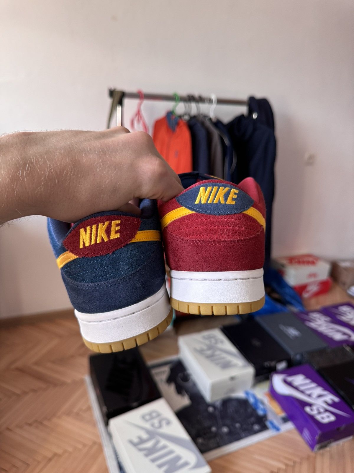 Nike Nike SB Dunk Low “Barcelona/Catalonia” Size US 9 / EU 42 - 4 Thumbnail
