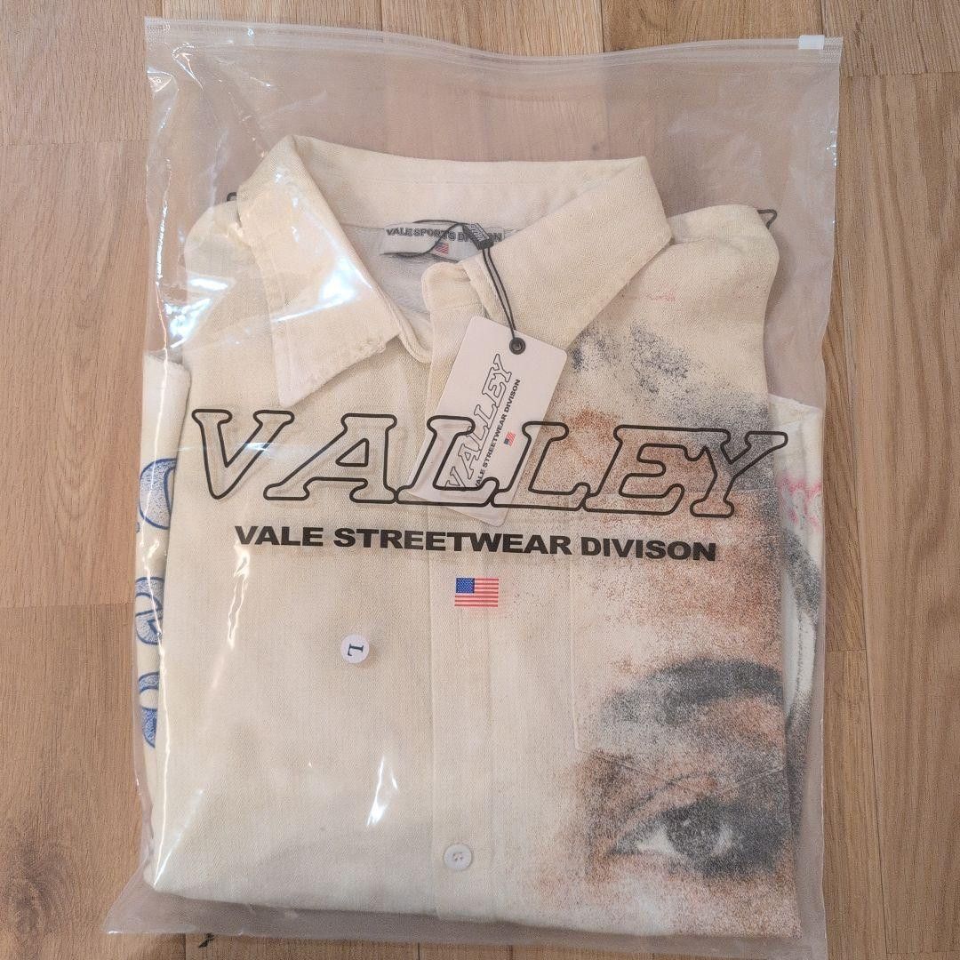 Vale VALE FOREVER Freedom Button-Up Shirt Sade × Selena Cream, L Size US L / EU 52-54 / 3 - 14 Thumbnail