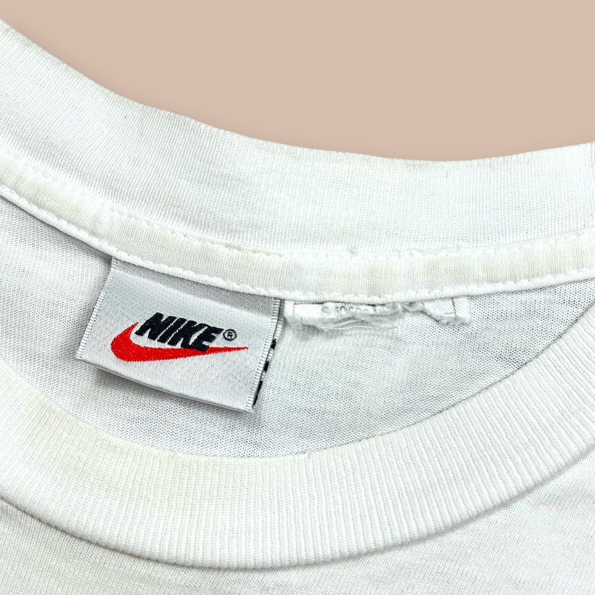 Nike Vintage 90's Nike Challenge Court Tee Size US L / EU 52-54 / 3 - 7 Thumbnail