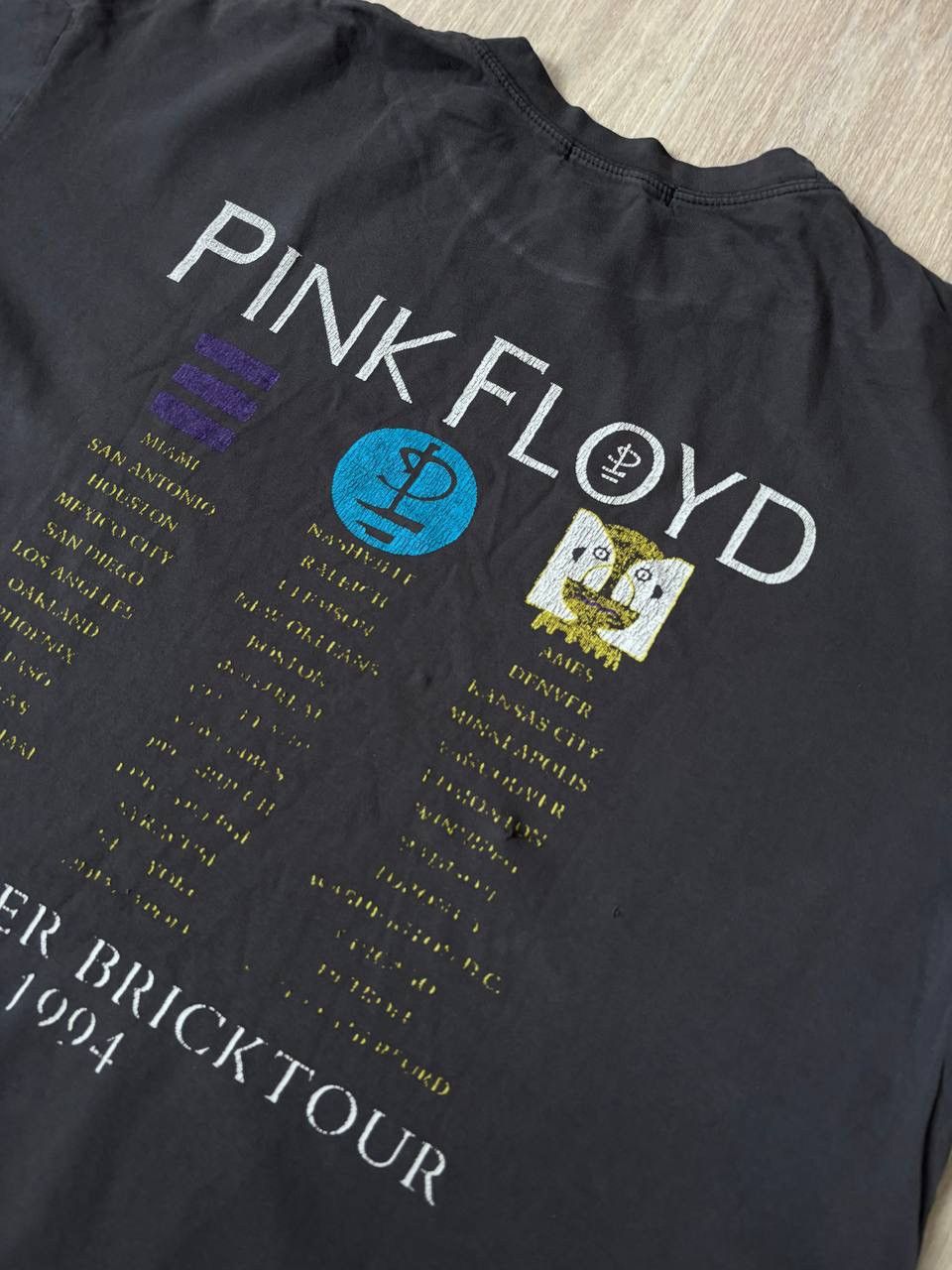 Pink Floyd Vintage Pink Floyd 1994 made in korea t shjrt Size US XL / EU 56 / 4 - 4 Thumbnail
