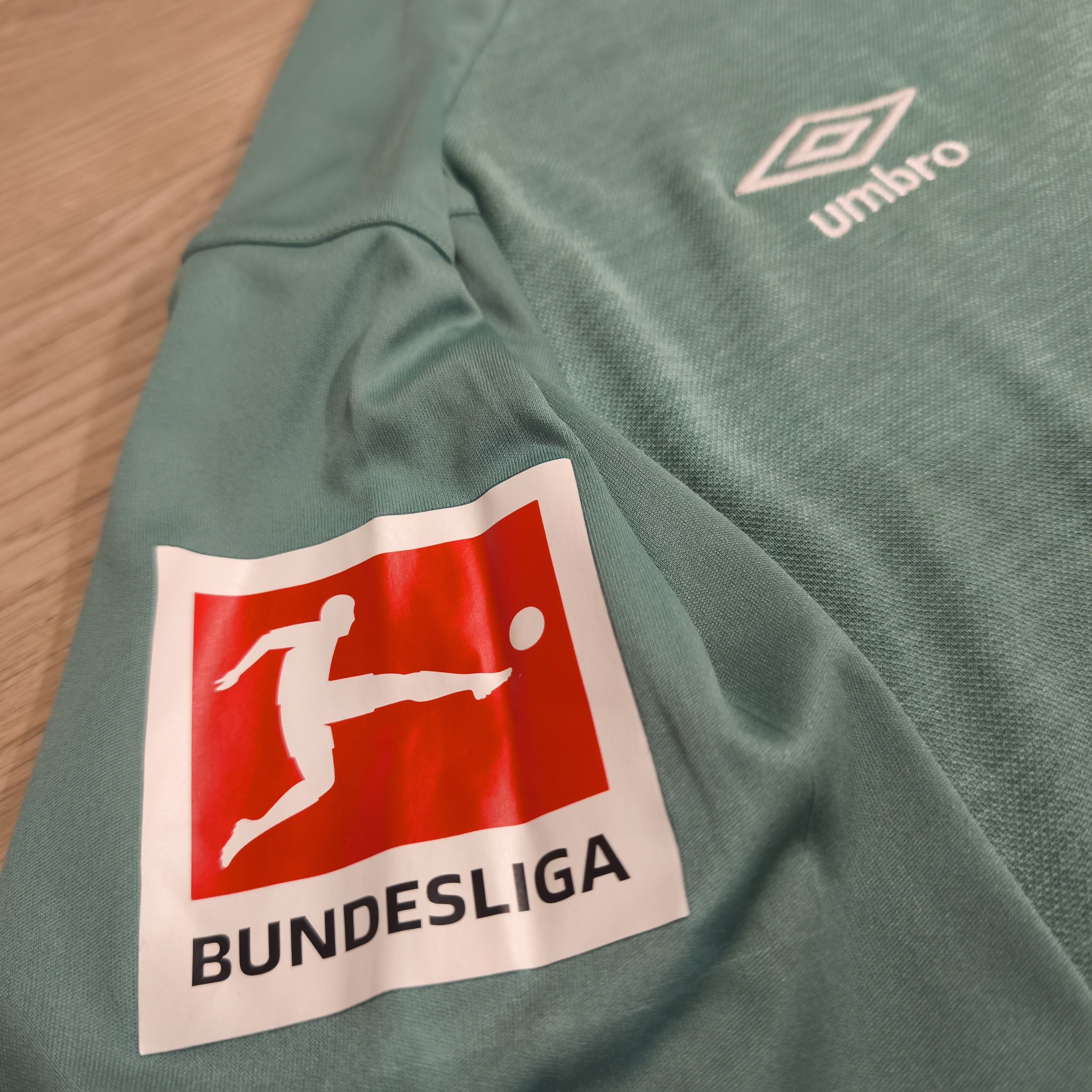 Umbro Schalke 04 Size US XL / EU 56 / 4 - 5 Thumbnail