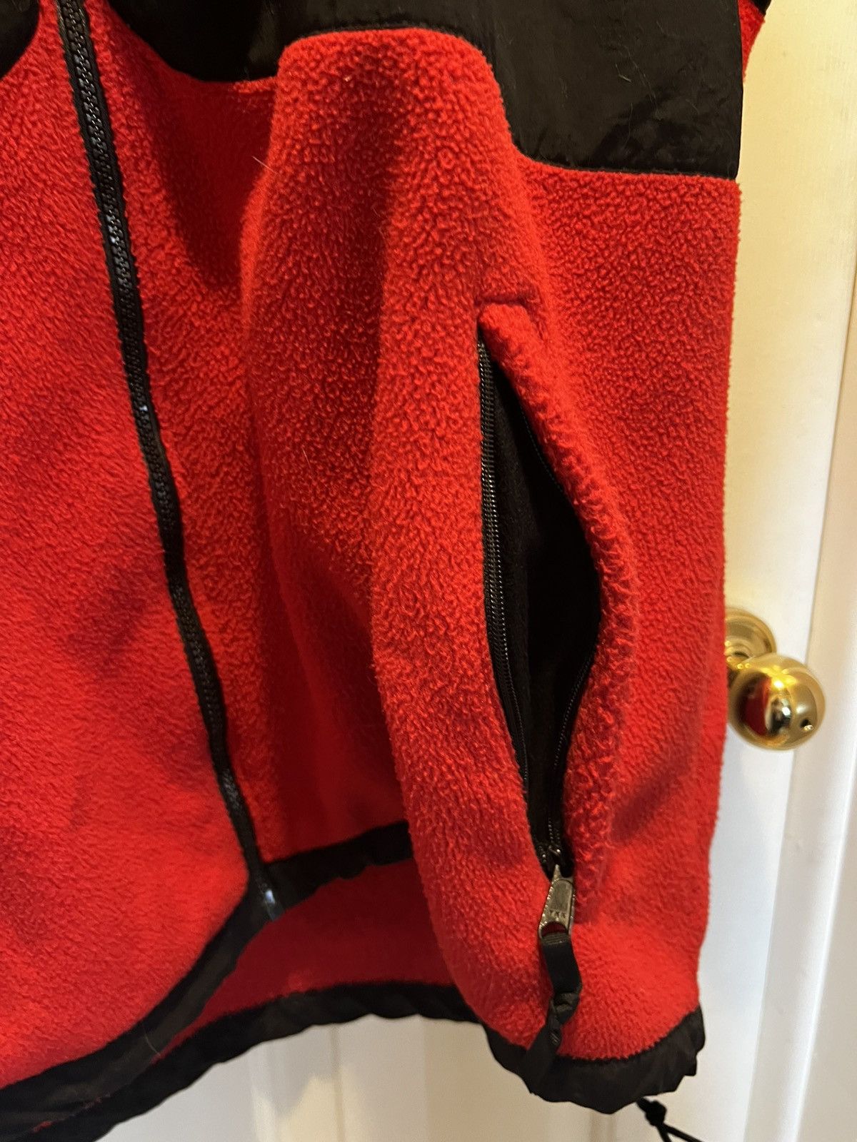 The North Face The North Face Red Black vest Size US XL / EU 56 / 4 - 5 Thumbnail