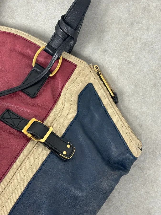 Yves Saint Laurent 2000s Yves Saint Laurent Burgundy Leather Colorblock Handle Bag Size ONE SIZE - 7 Thumbnail