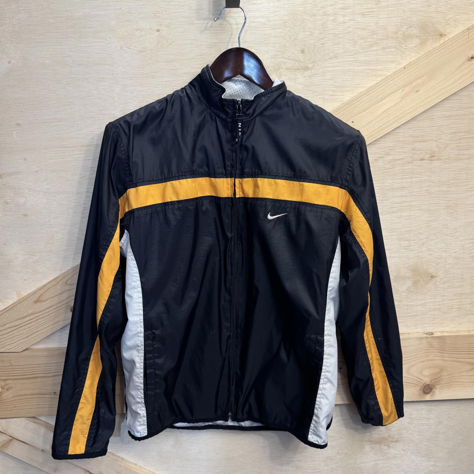 Nike Nike Jacket Women's Large Windbreaker Black Yellow 90s Y2K Size L / US 10 / IT 46 - 1 Thumbnail