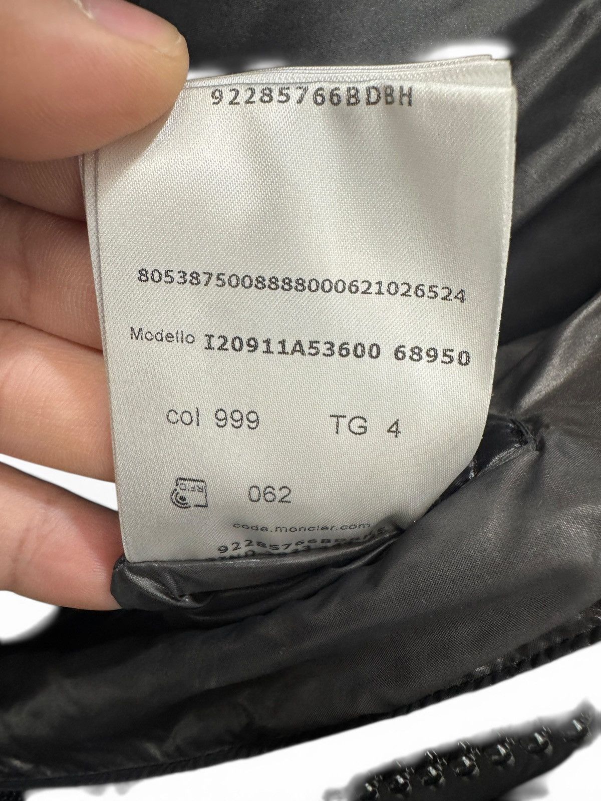 Moncler Moncler Black Maya Jacket Size US XL / EU 56 / 4 - 8 Thumbnail