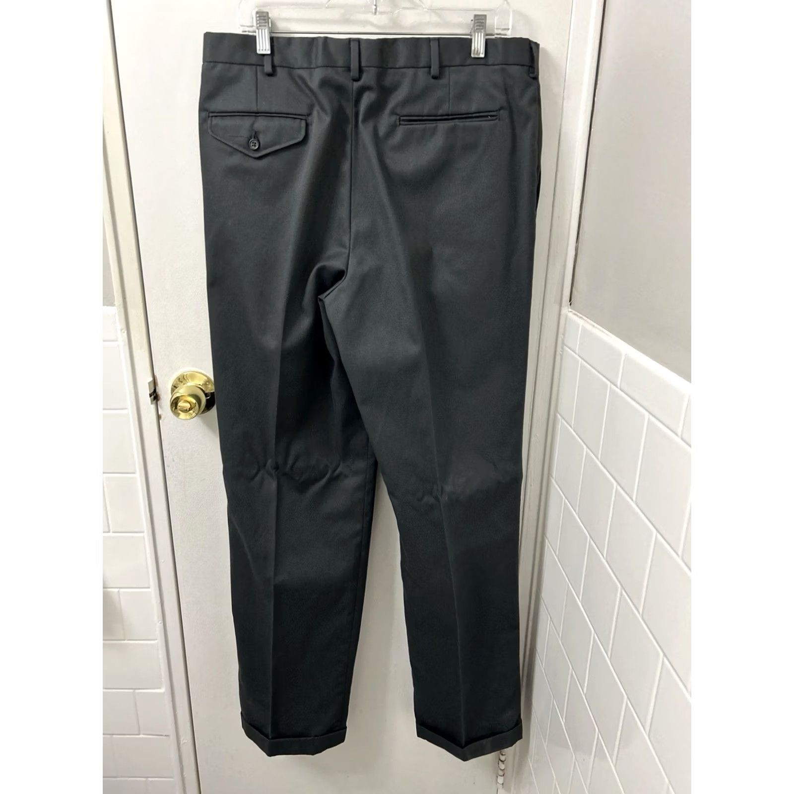 Lands' End Lands' End Pants Mens 35x34 Gray Twill Cotton Blend Pleated Cuffed YKK Zip Fly Dress Pants Size US 35 - 7 Thumbnail