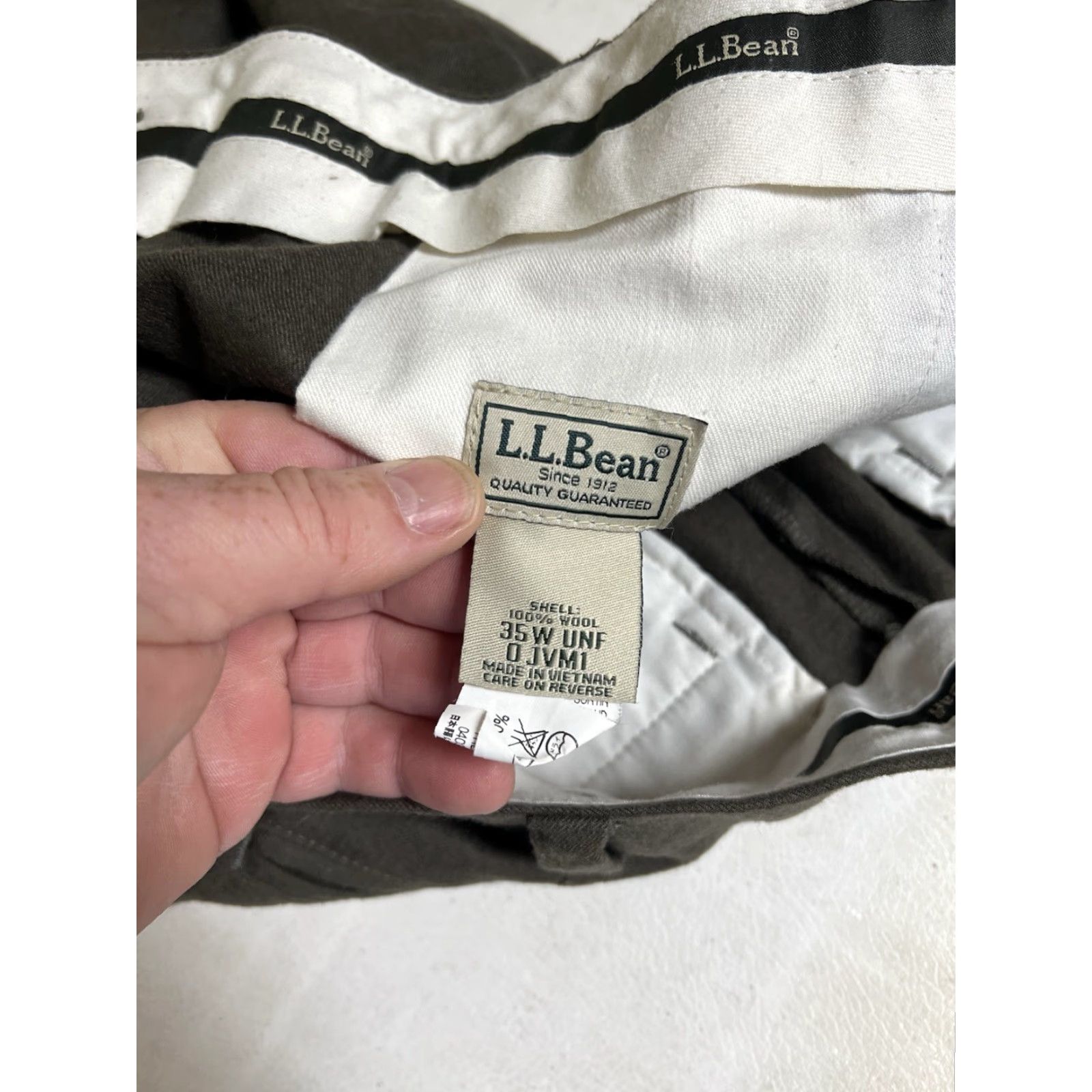 Vintage Men's L.L. Bean Brown Wool Flat Front Pants Size 35X30 Regular Straight 5-Pocket Dry Clean Only Size US 35 - 5 Thumbnail