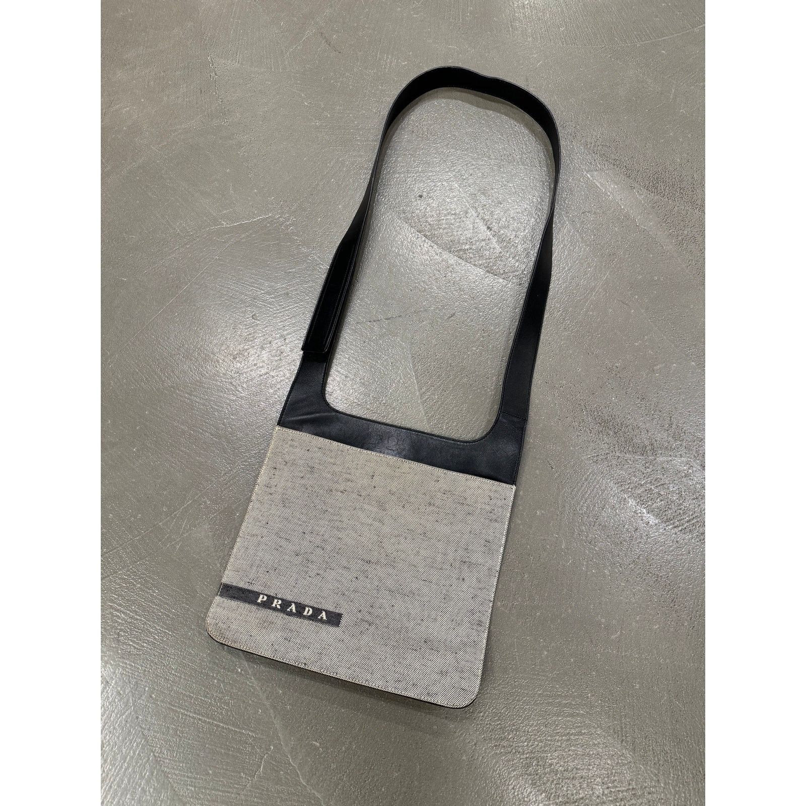 Prada A/W1999 Prada leather and wool shoulder bag Size ONE SIZE - 2 Thumbnail