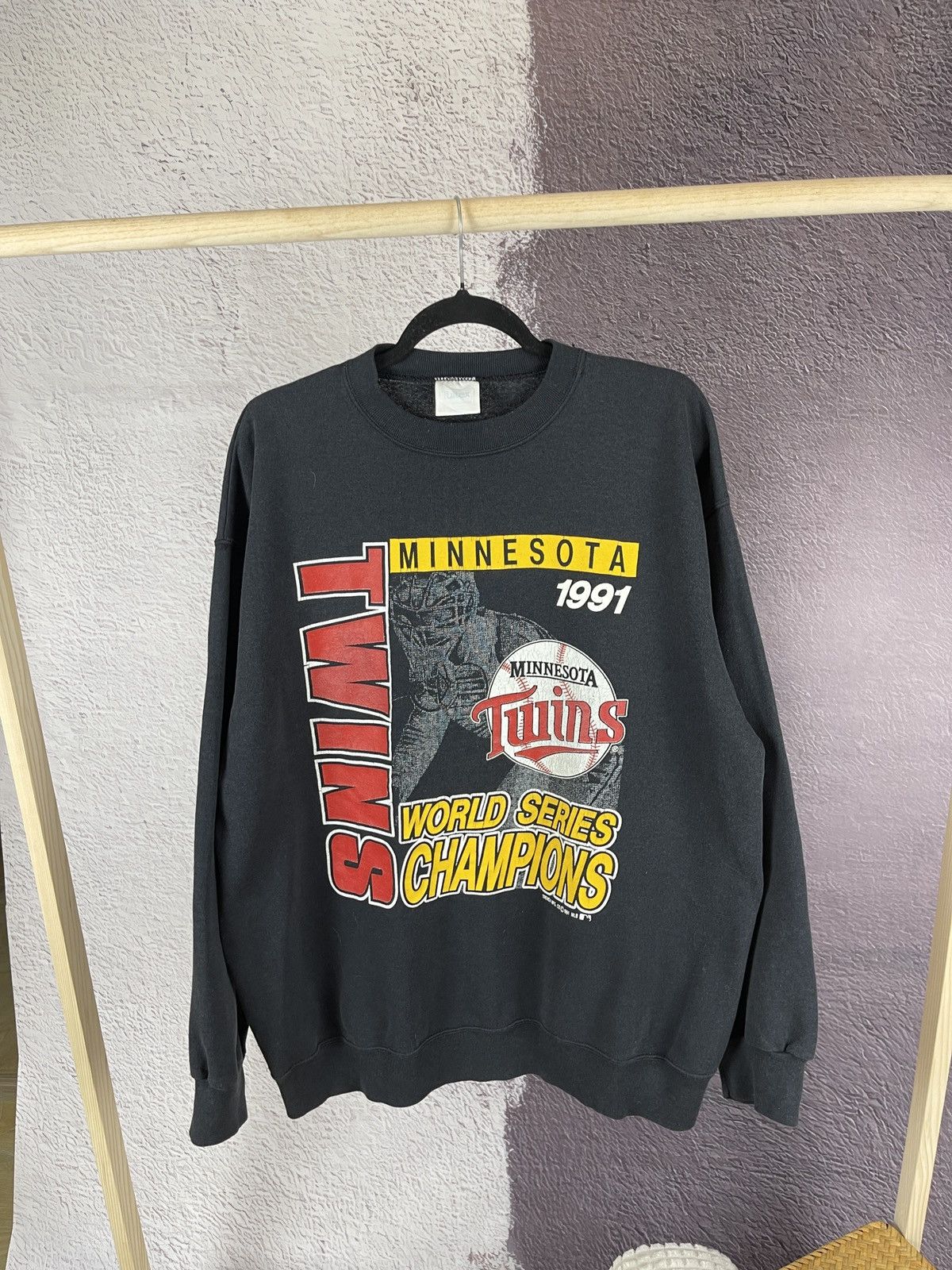 Tultex × Vintage Tultex vintage Minnesota Twins 1991 Champions sweatshirt Size US XL / EU 56 / 4 - 1 Thumbnail