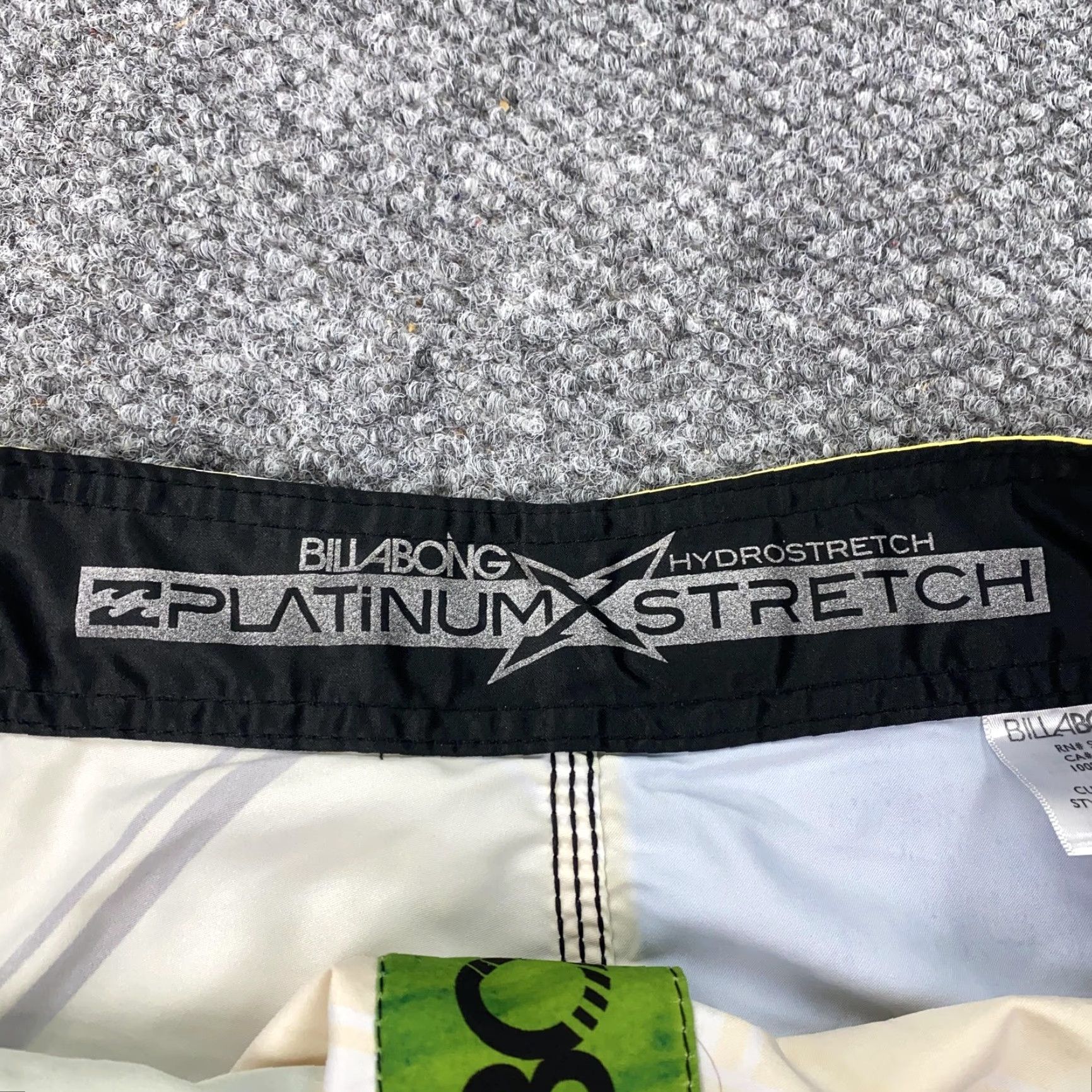 Billabong Billabong Board Shorts Mens 36 Multicolor Plaid Platinum X Hydrostretch Size US 36 / EU 52 - 7 Thumbnail