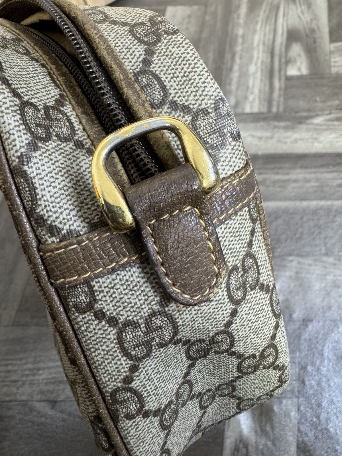 Designer × Gucci × Vintage Vintage Gucci Clutch Bag Sling Bag Size ONE SIZE - 7 Thumbnail