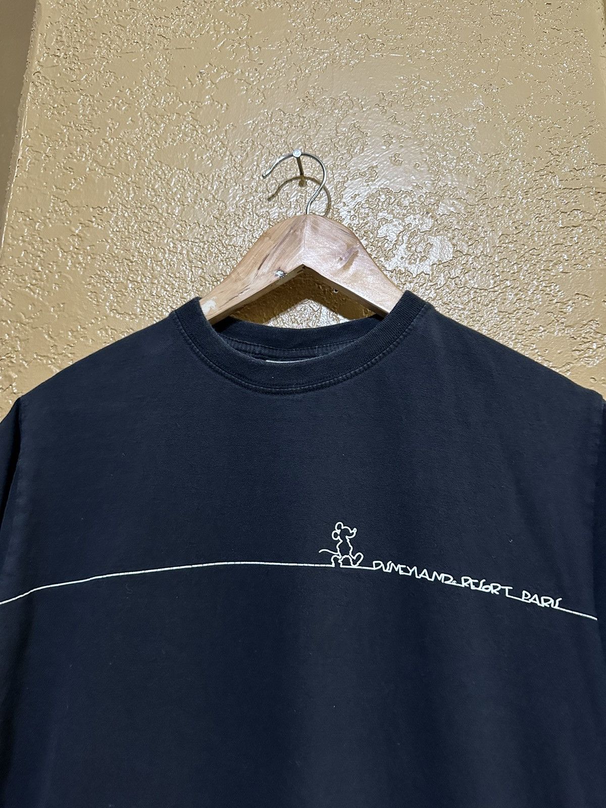 Vintage GRAIL Vintage 90s Disneyland Paris Mickey T Shirt Size US S / EU 44-46 / 1 - 2 Thumbnail