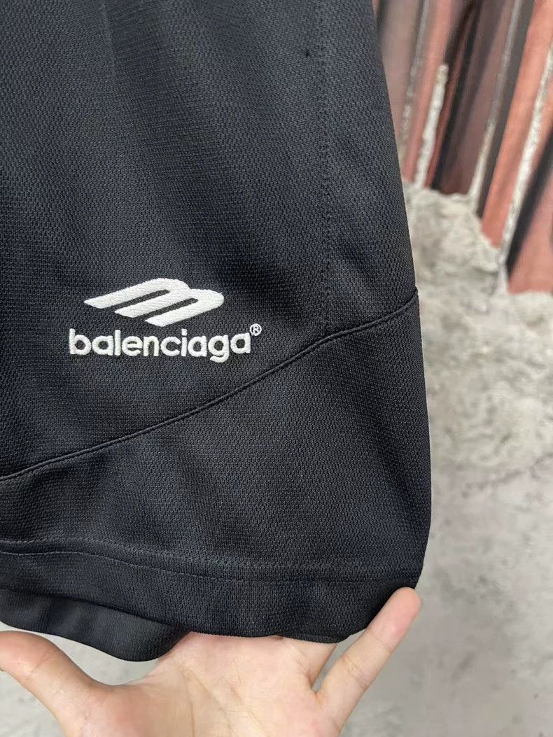 Balenciaga Balenciaga size xxs 3 B Sports Manchester United Soccer Em Size US 28 / EU 44 - 5 Thumbnail