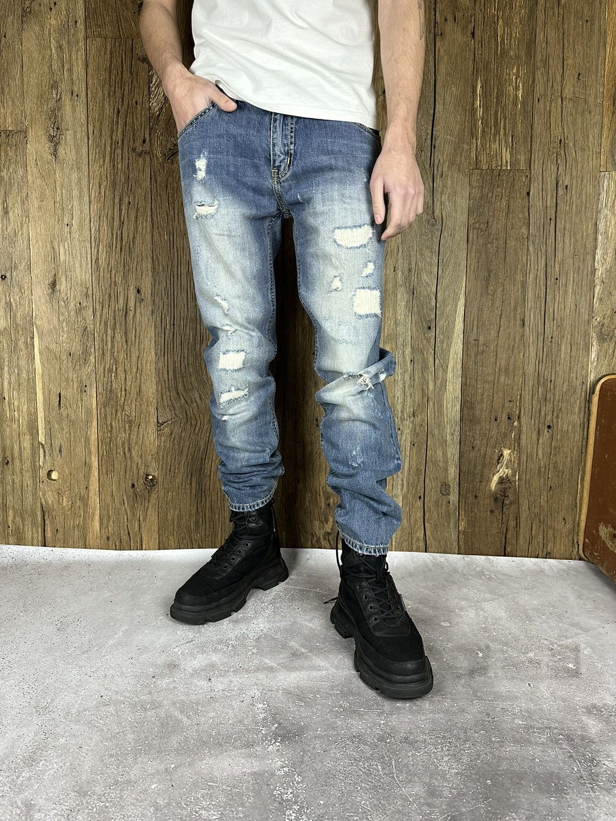 John Galliano × Vintage Vintage Galliano Distressed Blue Jeans Pants Size US 33 - 1 Thumbnail