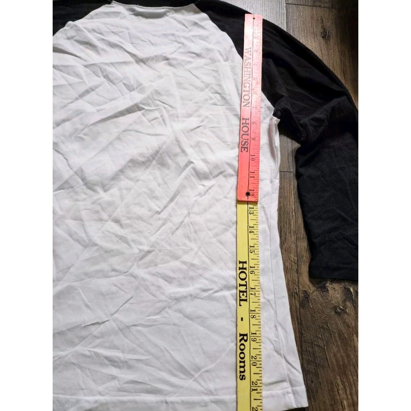 Vintage Women's S Panic at the Disco Band T-Shirt Raglan Sleeve Short Sleeve Cotton 2010s Concert Music Size S / US 4 / IT 40 - 3 Thumbnail