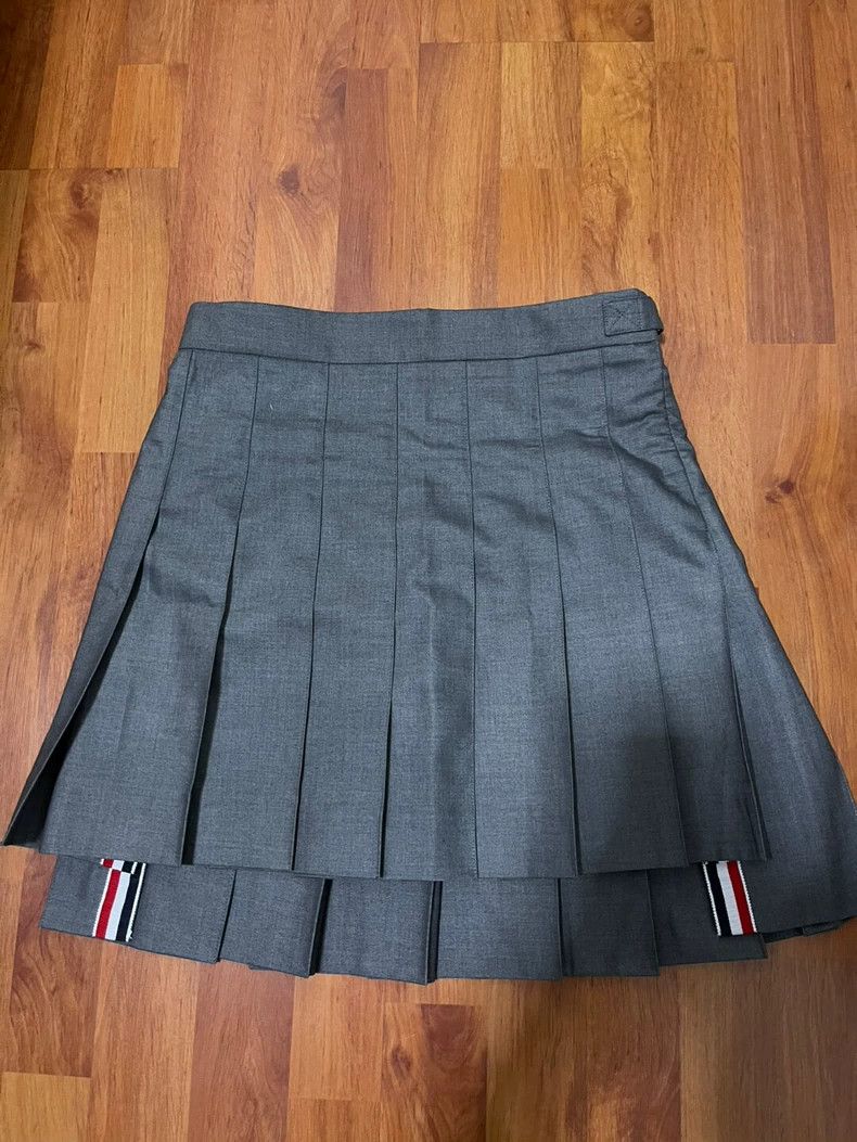 Thom Browne Thom Browne Grey pleated skirt Size 26" / US 2 / IT 38 - 1 Thumbnail