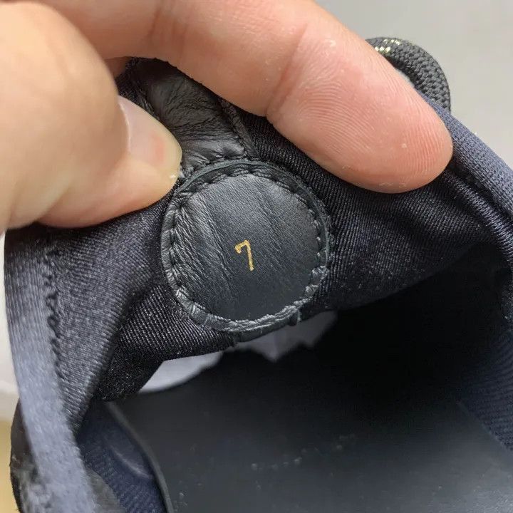 Other Louis Vuitton Gold and Black Casual Sneakers -2508 Size US 8 / EU 41 - 4 Thumbnail