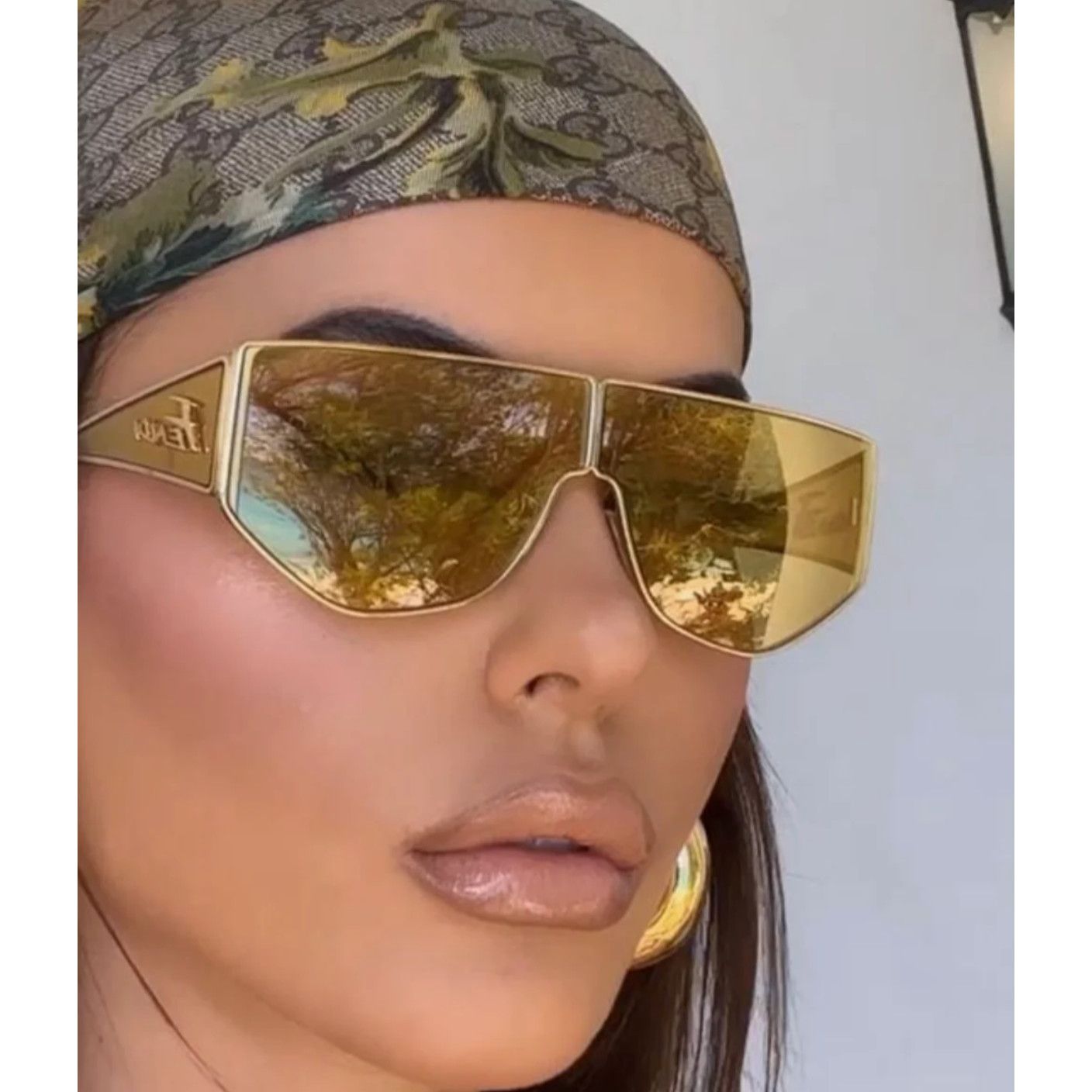 Fendi NEW Fendi FE40051U Disco Sunglasses in Gold Mirror | Grailed