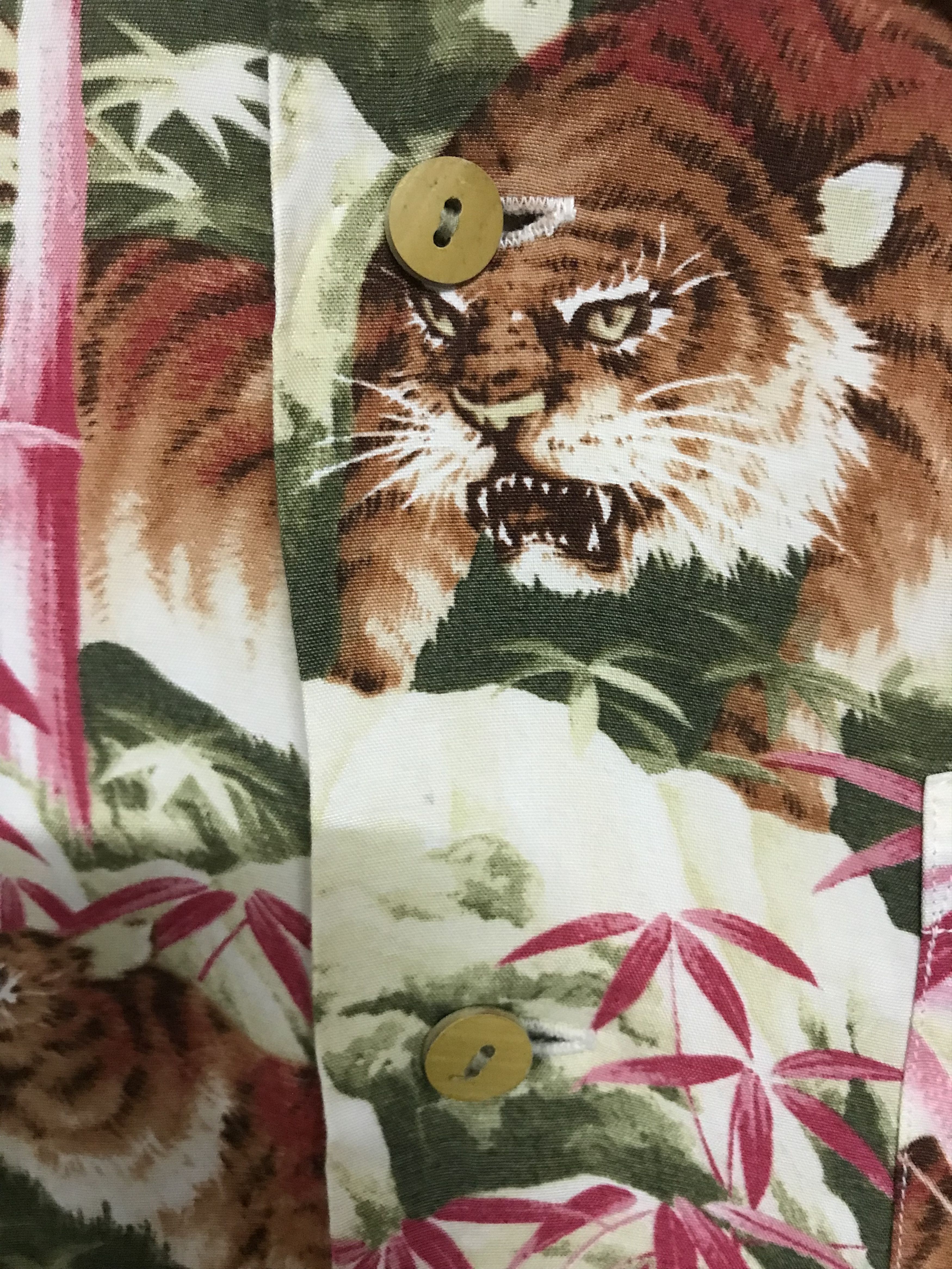 Japanese Brand Hawaiian Tiger Bambo Rayon Shirt Size US L / EU 52-54 / 3 - 6 Thumbnail