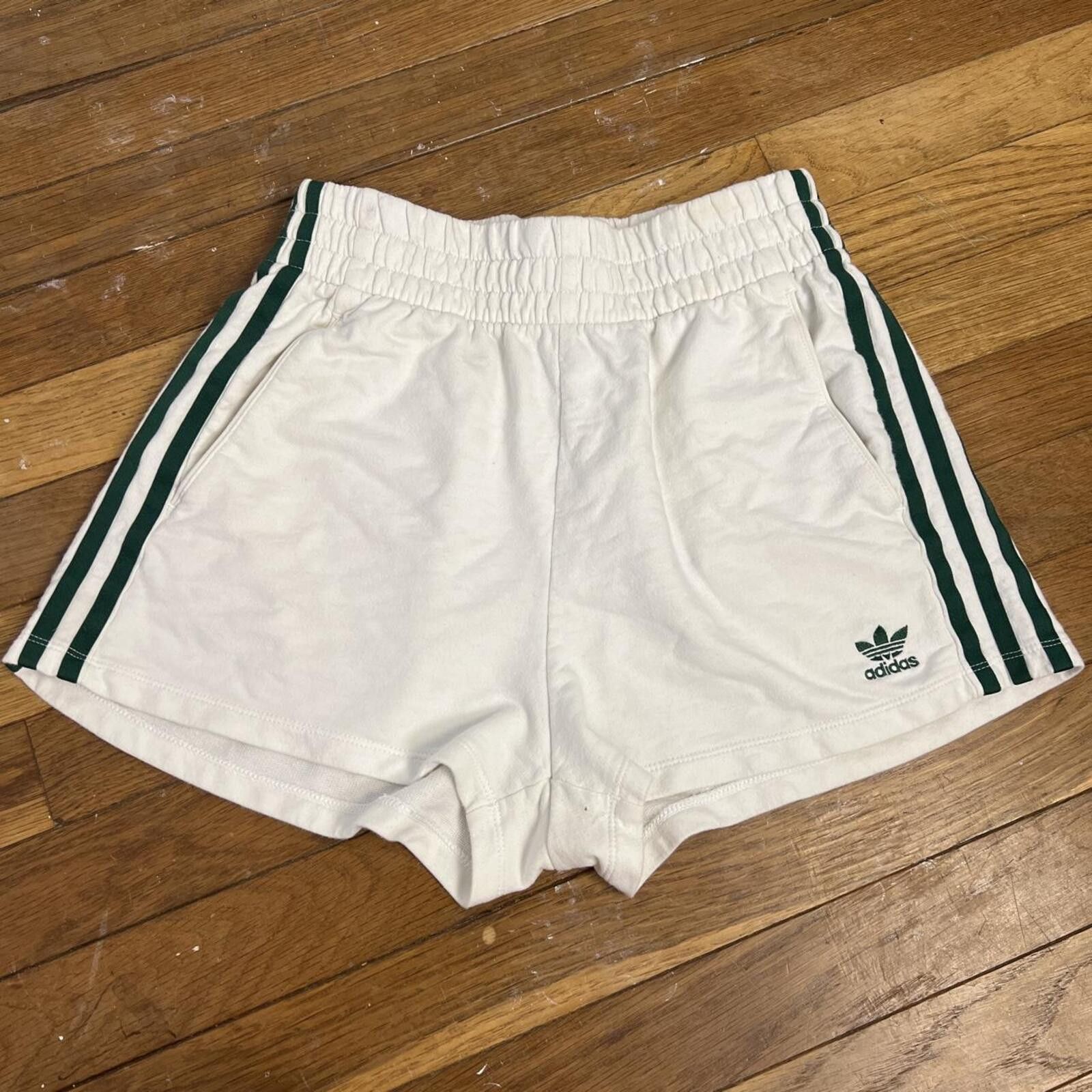 Adidas white Adidas comfy summer shorts Size 28" / US 6 / IT 42 - 3 Thumbnail