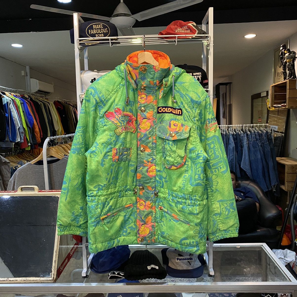 image of Vintagegoldwin Snow Boarding Flamingo Ski Jackets in Green, Men's (Size Large)