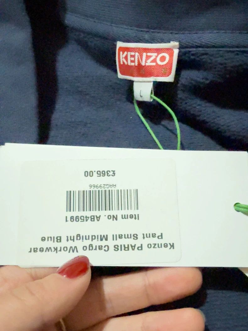 Kenzo KENZO Back flower letter print V-neck single row knit swea Size US L / EU 52-54 / 3 - 5 Thumbnail
