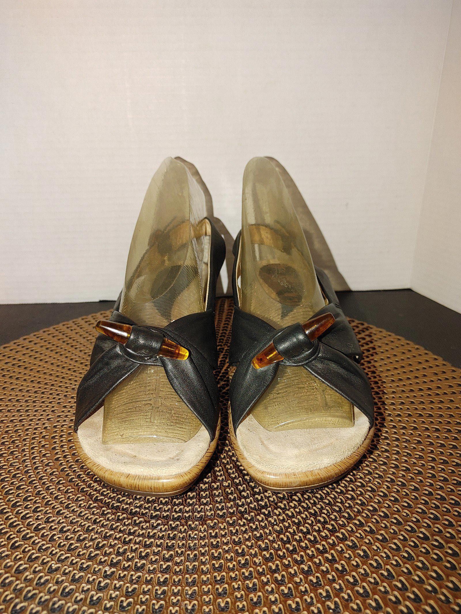 Designer Dansko Leather Peep Toe Wedge Heels Size 37 Size US 6.5 / IT 36.5 - 3 Thumbnail