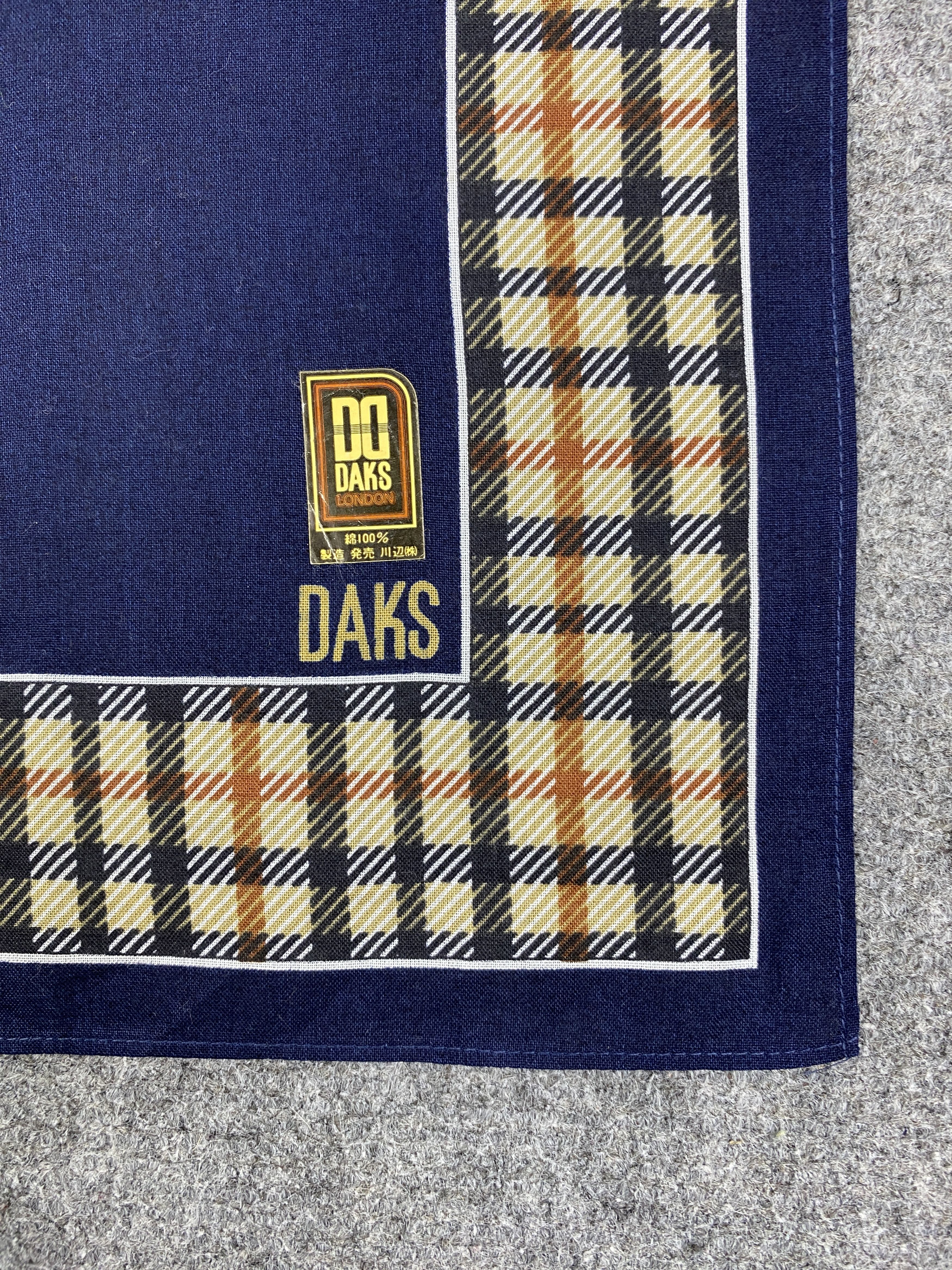 DAKS Daks London Handkerchief / Bandana / Neckerchief HKC0552 Size ONE SIZE - 5 Thumbnail
