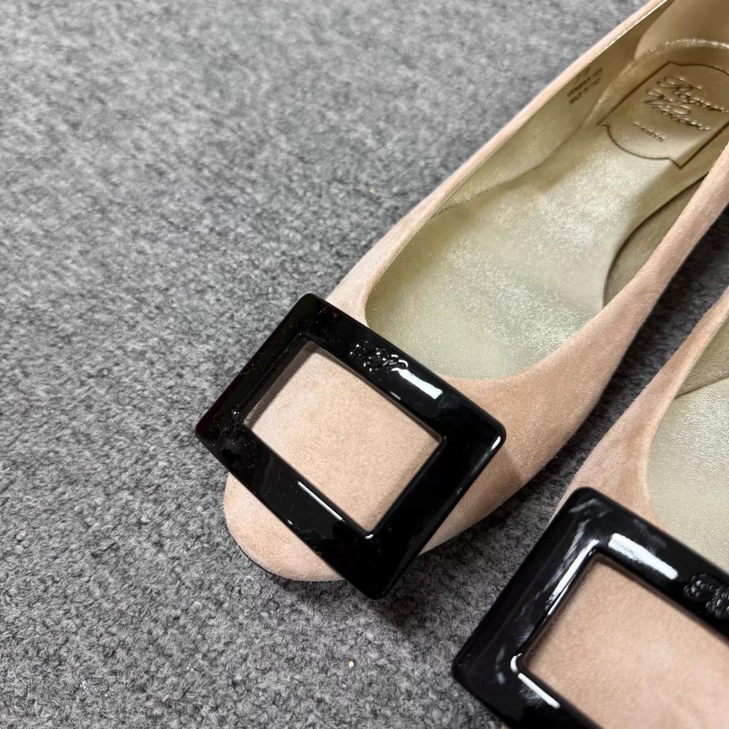 Roger Vivier RV Suede Square Buckle Flat 36 (New) Size US 5.5 / IT 35.5 - 4 Thumbnail