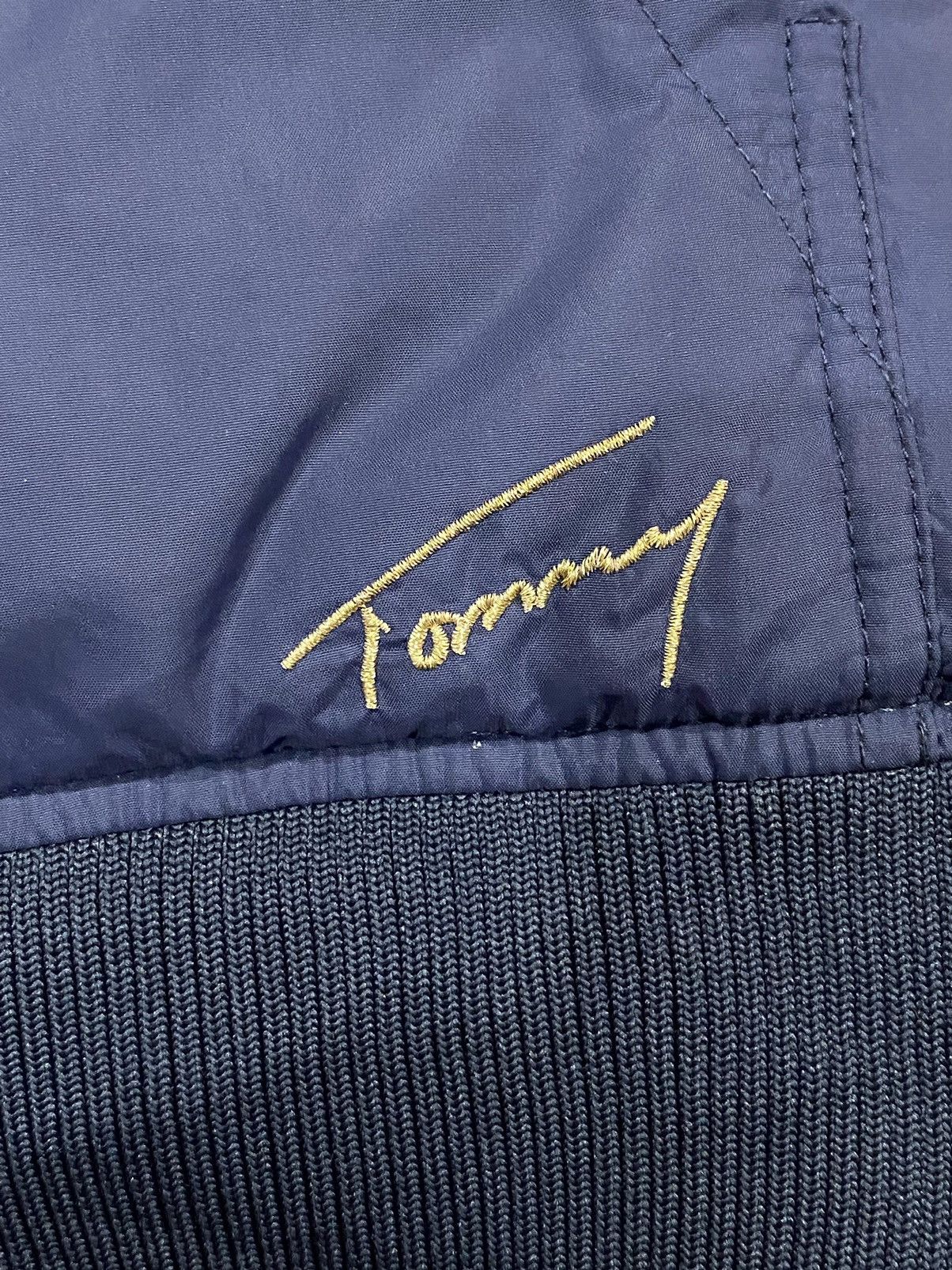 Designer × Tommy Hilfiger Rare Tommy Hilfiger Down Jacket Riversable Sleeveless Size US L / EU 52-54 / 3 - 15 Thumbnail