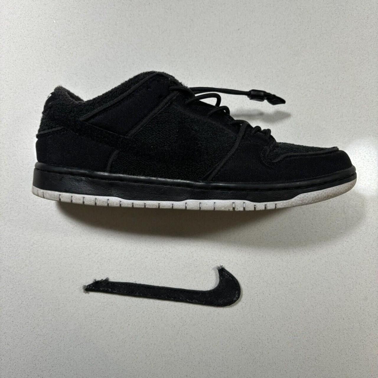 Nike SB Nike SB Dunk Low Pro x Gnarhunters Size US 8.5 / EU 41-42 - 7 Thumbnail