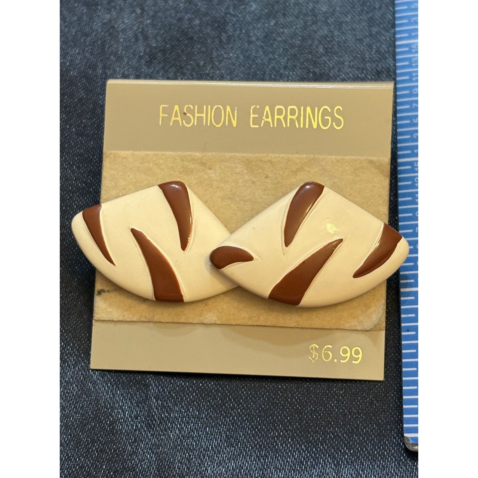 Other Vintage 80s Lightweight Abstract Cream Brown Stud Earrings Size ONE SIZE - 2 Thumbnail