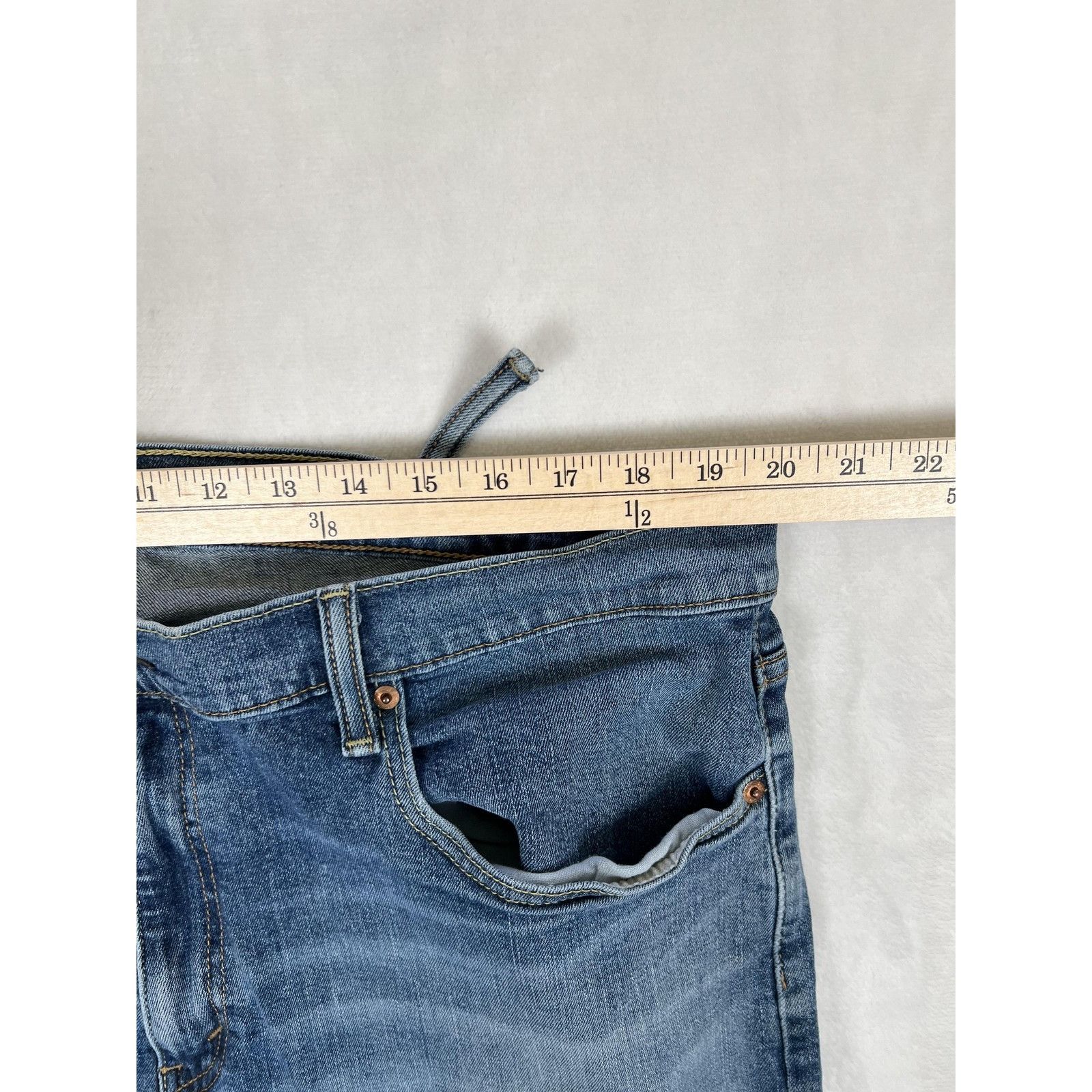 Levi's Levis 559 Jeans Mens 40x32 Blue Denim Relaxed Straight Leg D Size US 40 / EU 56 - 2 Thumbnail
