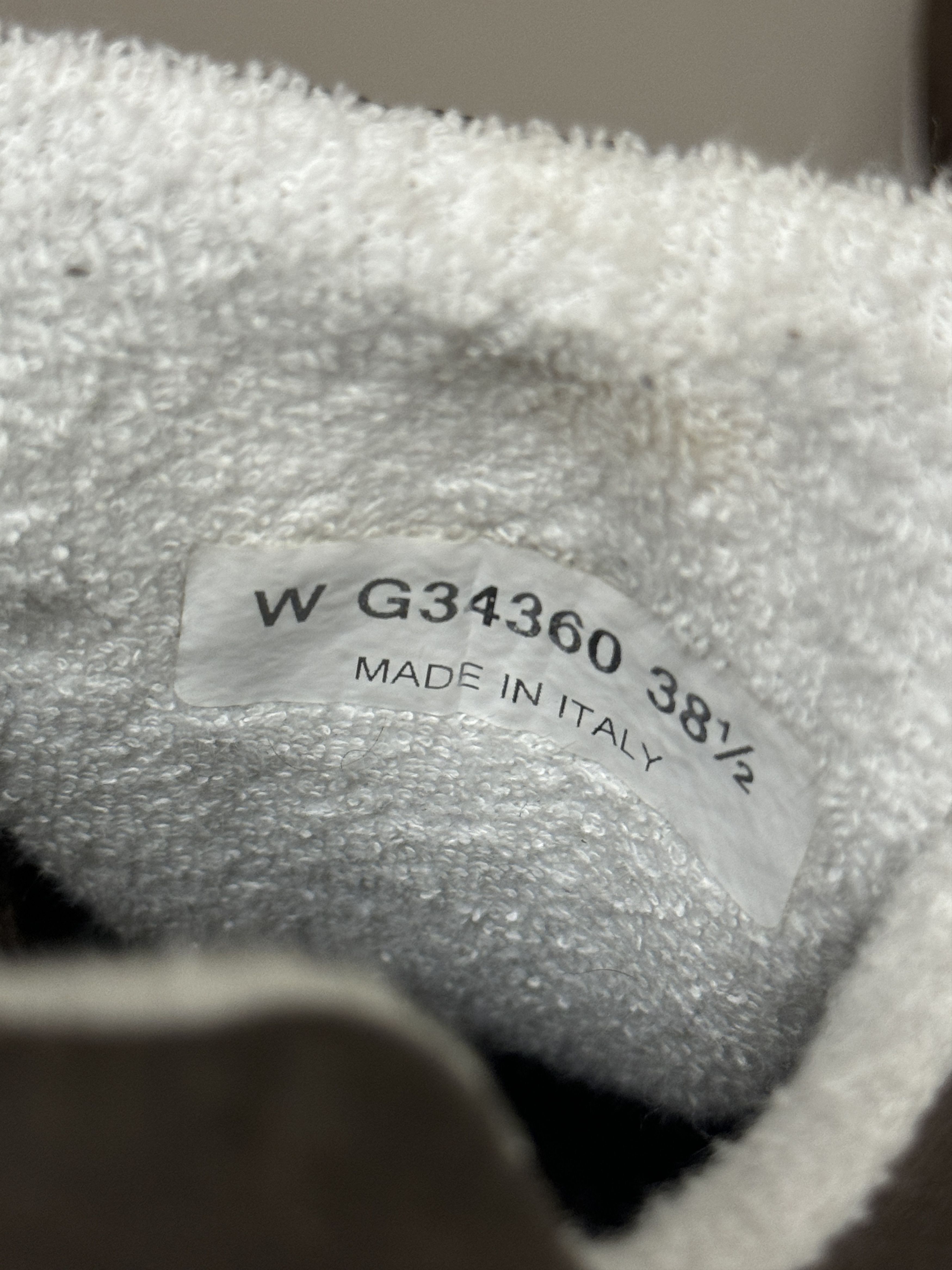 Chanel Chanel suede sneakers brown and white Size US 8 / IT 38 - 8 Thumbnail